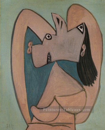 Buste de femme les bras croisés derriere la Tete 1939 Cubisme Peintures à l'huile